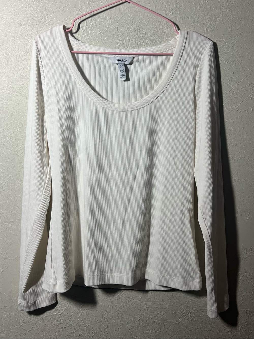 SPANX White Ribbed Long Sleeve Ribbed Scoop Neck Top size Large